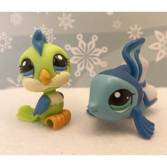 Authentic Littlest Pet Shop # 2455 2456 Blythe Hawaii Blue Fish &  Cockatoo - Picture 2 of 3